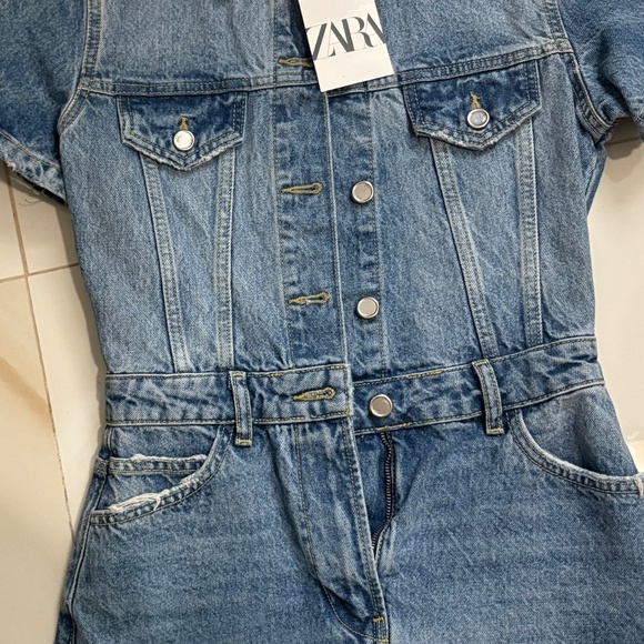 Zara denim dress - Picture 2 of 3